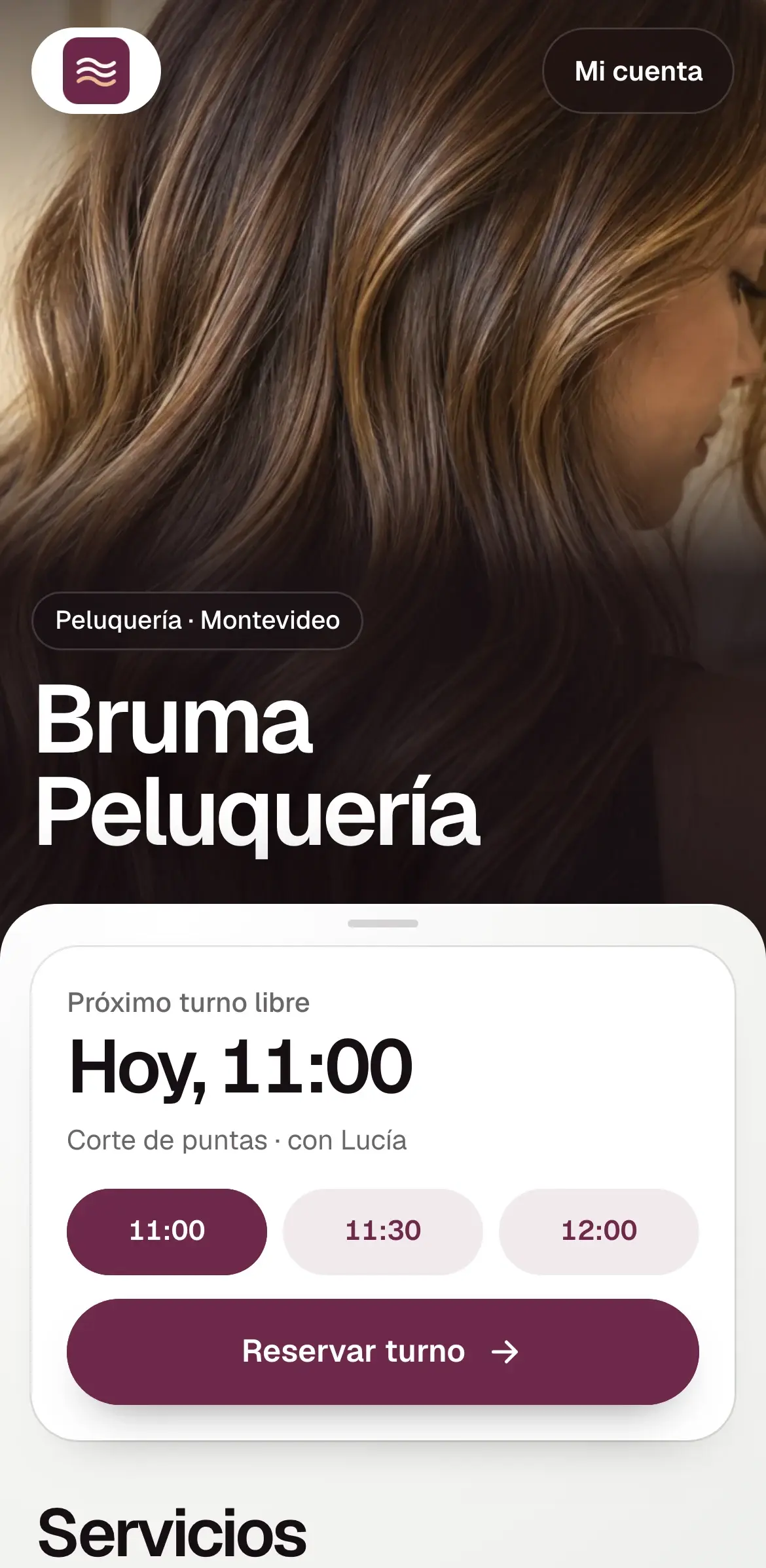 La entrada del sitio de Bruma Peluquería: la foto del local, el próximo turno libre y el botón «Reservar turno».